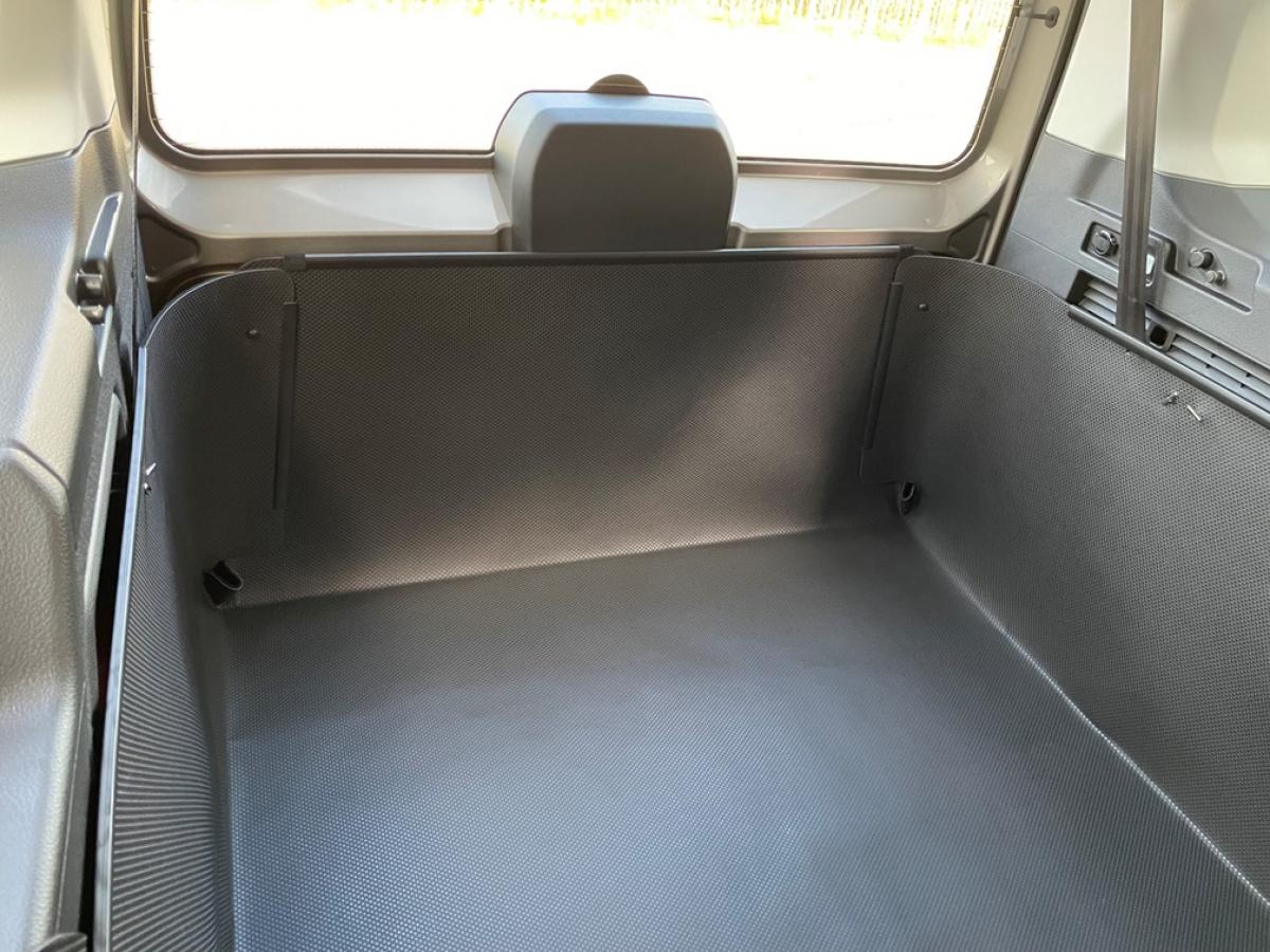 Absoluter Schutz für die Heckklappe auch bei fehlendem Ladegutsicherung